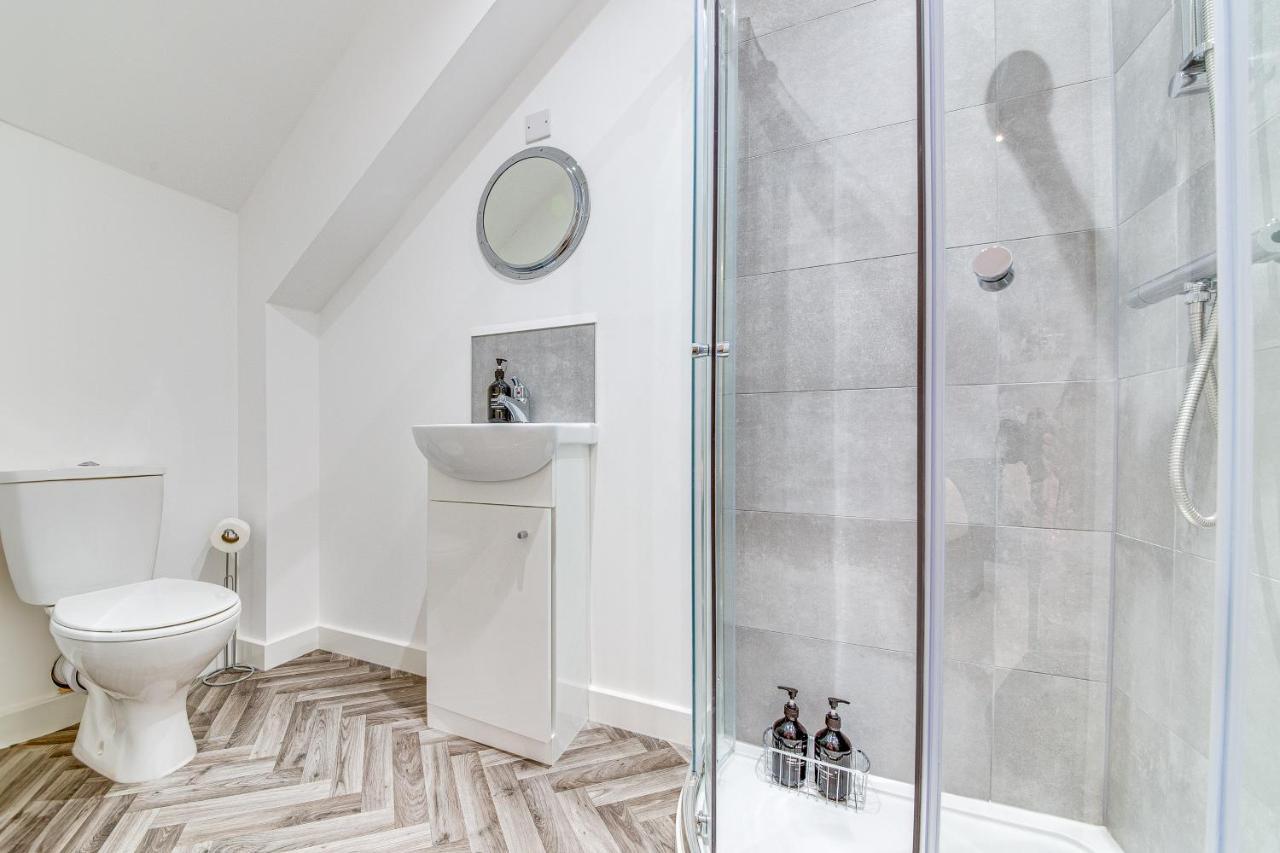 Stylish & Contemporary 2-Bed Townhouse - Parking - Wi-Fi - Netflix Apartment Worksop Luaran gambar