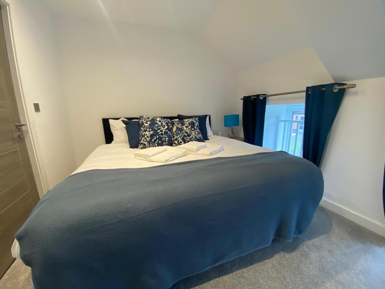 Stylish & Contemporary 2-Bed Townhouse - Parking - Wi-Fi - Netflix Apartment Worksop Luaran gambar
