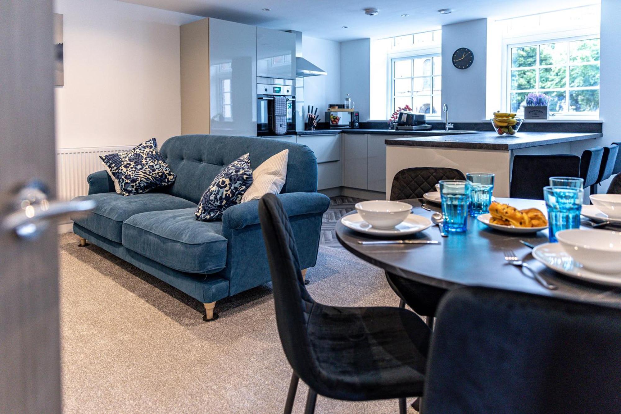 Stylish & Contemporary 2-Bed Townhouse - Parking - Wi-Fi - Netflix Apartment Worksop Luaran gambar
